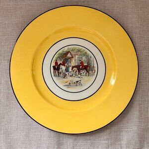 1943 Wedgwood Yellow Plate Horse, Hound Hunting Scene - Wall Decor